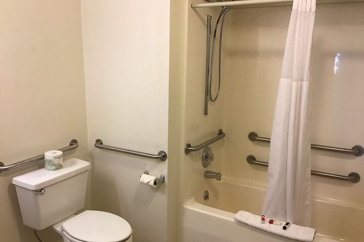 Super 8 by Wyndham Belgrade / Bozeman Airport