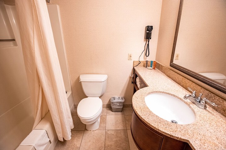 Sturbridge Host Hotel & Conference Center