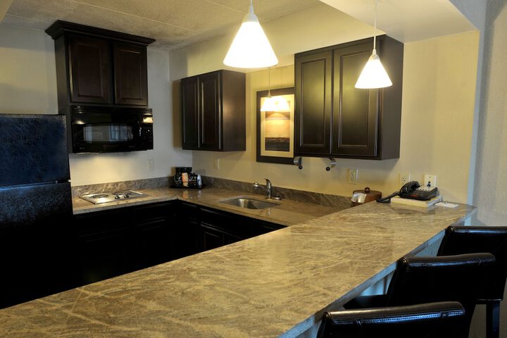 Holiday Inn Hotel & Suites Charleston West by IHG