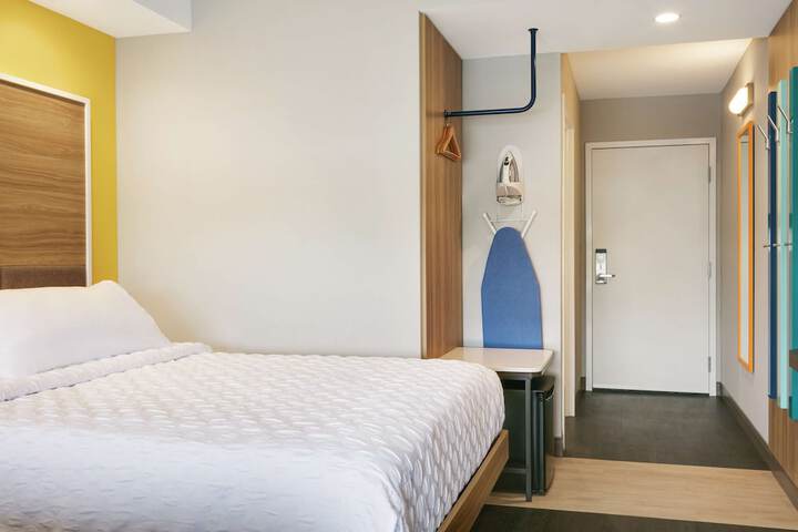 Room 29 of 50
