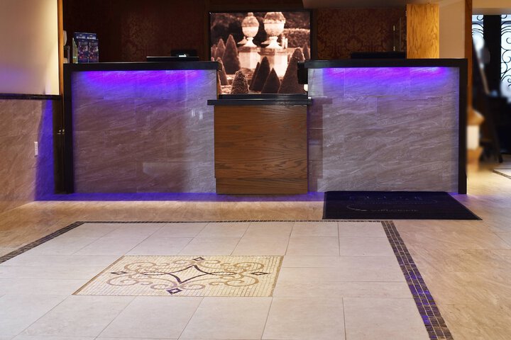 Hotel Interior 6 of 28