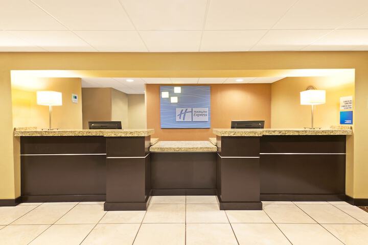 Holiday Inn Express Hotel & Suites Colby by IHG