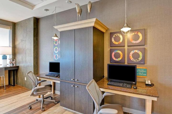 Home2 Suites by Hilton Green Bay