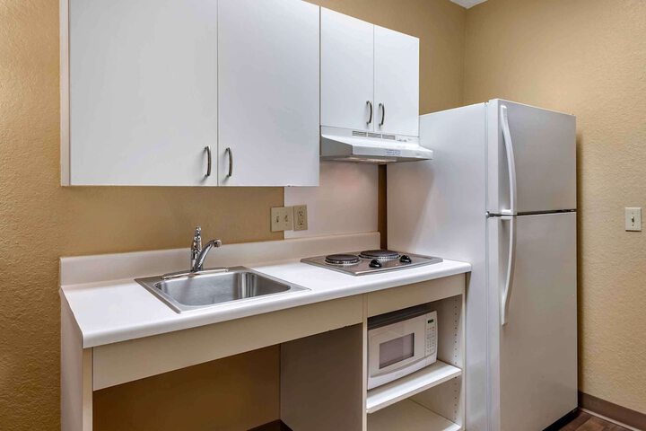 Extended Stay America Select Suites Dallas Farmers Branch