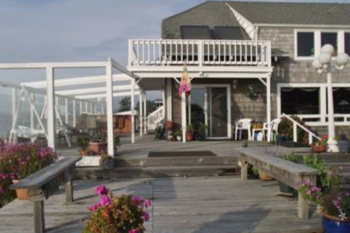 Cliff House - Waldport