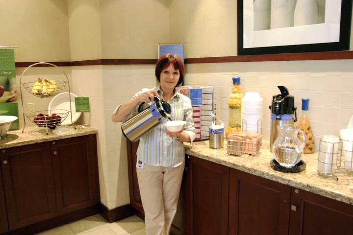 Hampton Inn & Suites by Hilton Laval