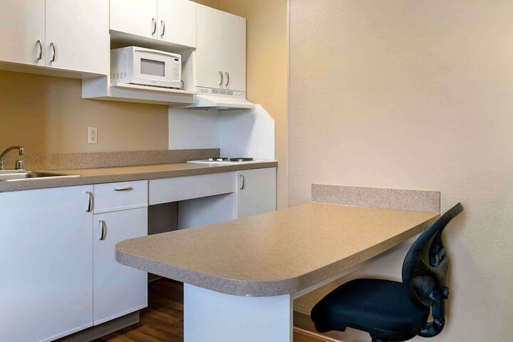 Extended Stay America Suites Detroit Madison Heights