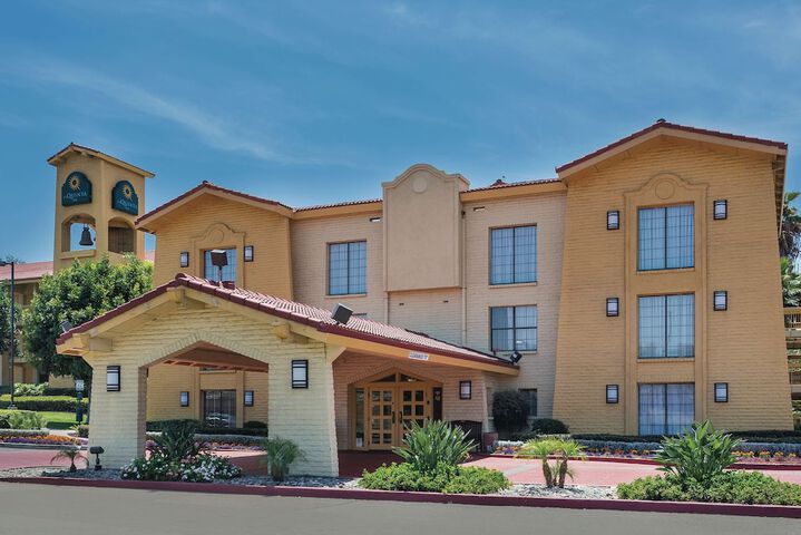 Hotel 2 of 30