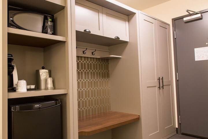 Holiday Inn Hotels and Suites Mount Pleasant by IHG