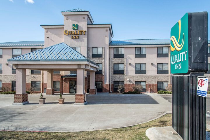 Hotel 2 of 27