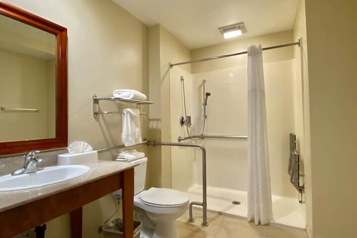 Comfort Inn Cockatoo near LAX Airport