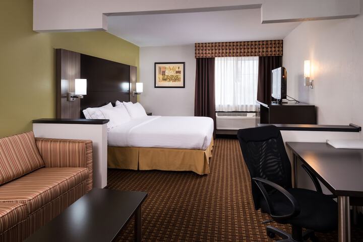 Room 34 of 55