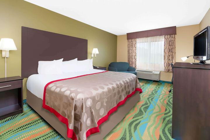 Room 4 of 26