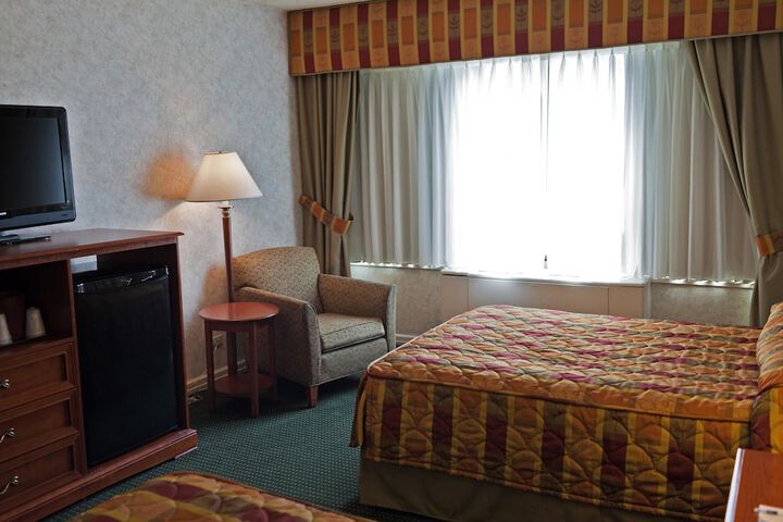 Room 30 of 39