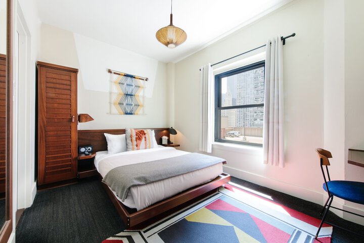 Room 19 of 72