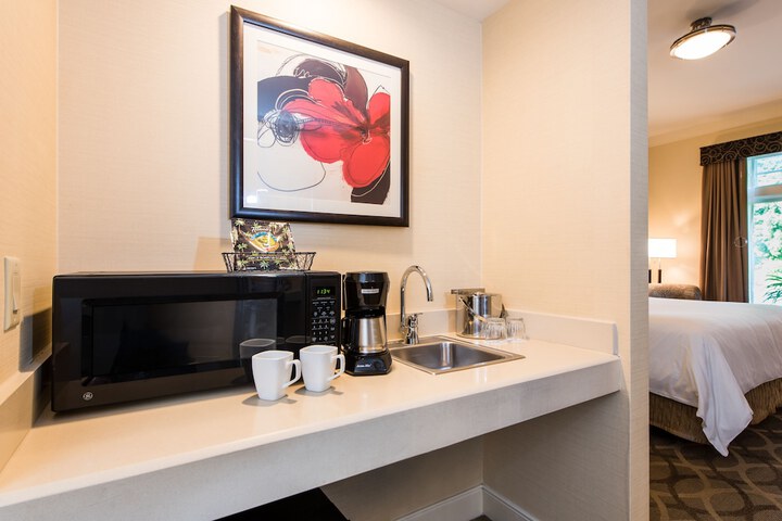 Room 15 of 30