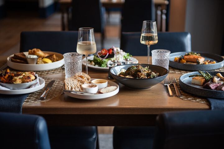Dining 69 of 74