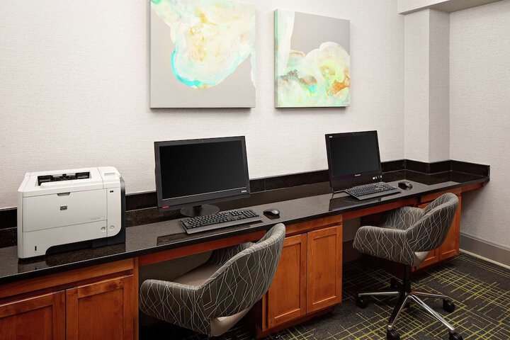 Business Center 38 of 38