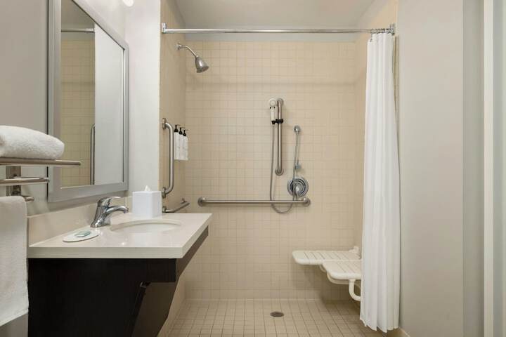 TownePlace Suites by Marriott Alexandria