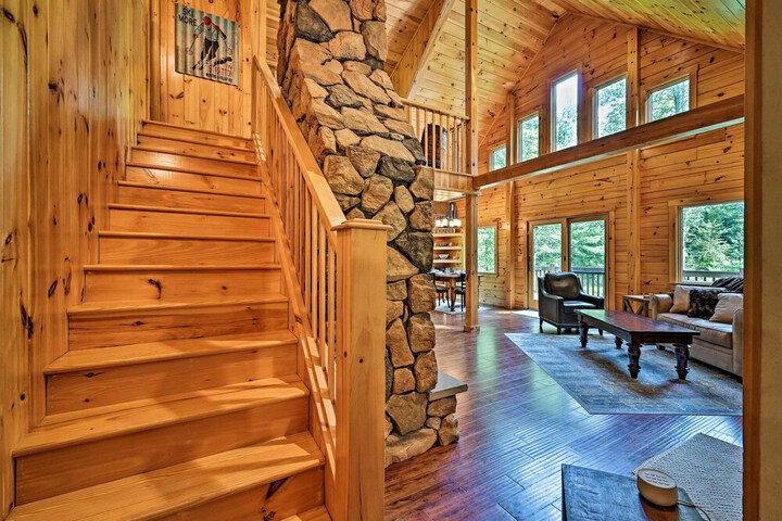 Private Chester Home w / Deck Mins to Skiing!