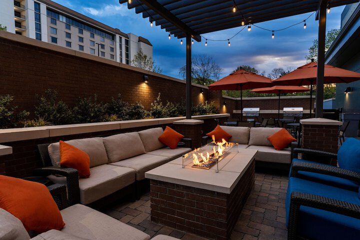 Terrace/Patio 41 of 43
