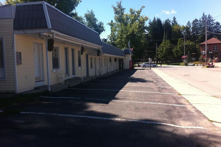 Hotel 6 of 47