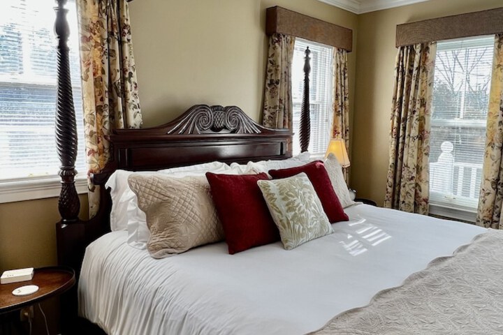 Room 90 of 169