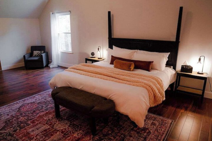 The 312 House a Boho Retreat Hocking Hills