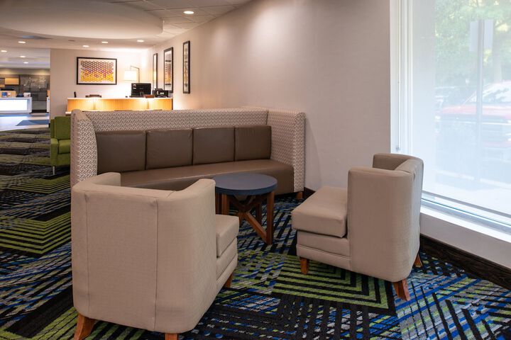 Hotel 2 of 61