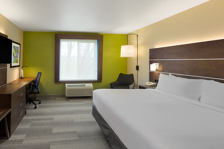 Room 17 of 52