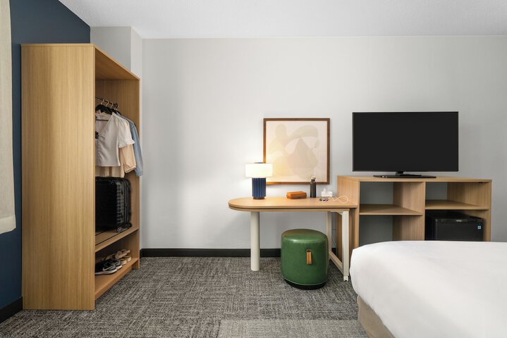 Spark by Hilton Victoria