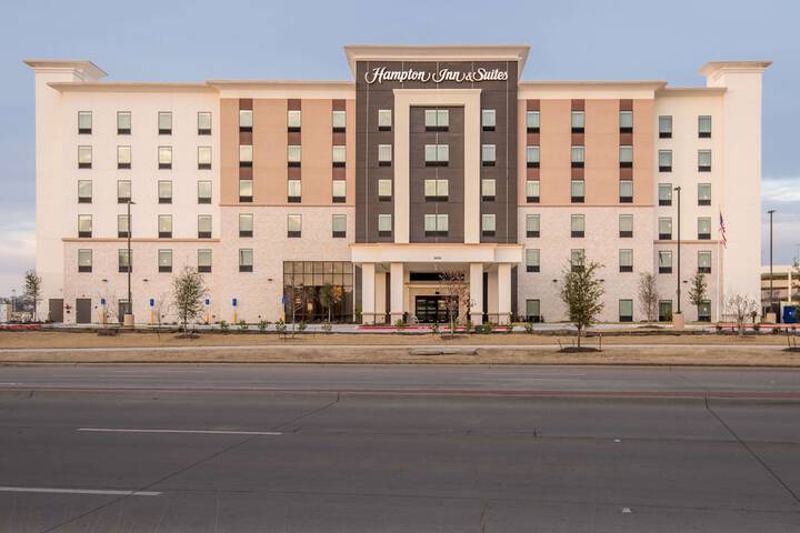 Hampton Inn & Suites Dallas-The Colony TX