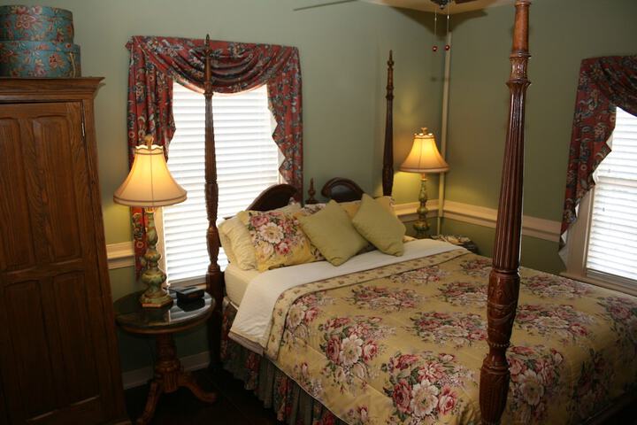Room 40 of 89
