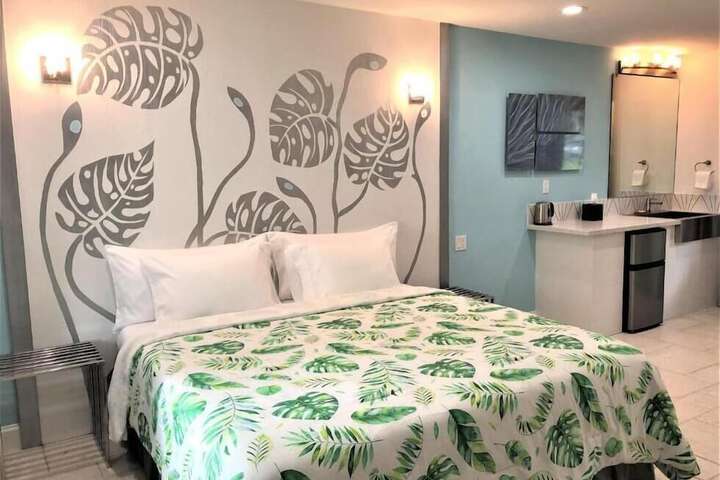 Room 27 of 59