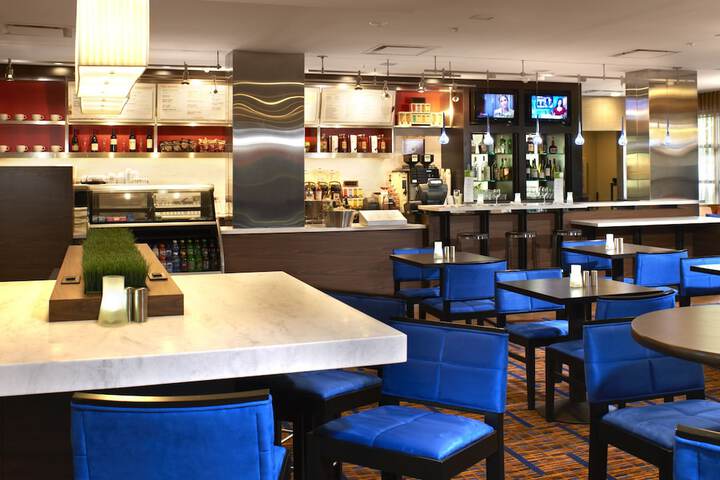 Courtyard by Marriott Cincinnati-Covington