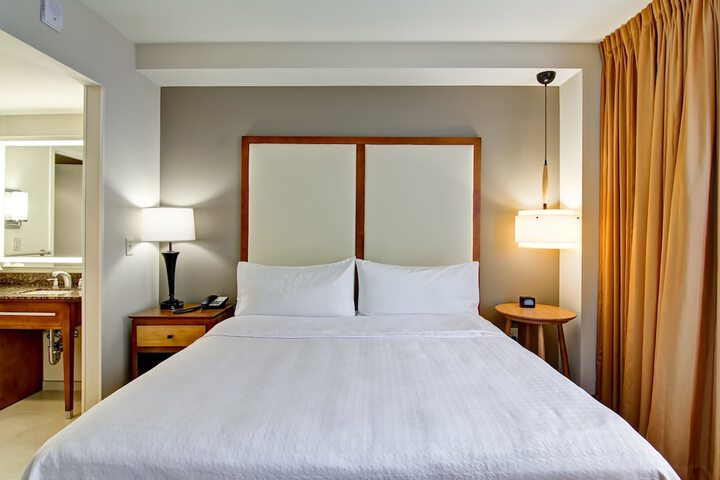 Room 14 of 33