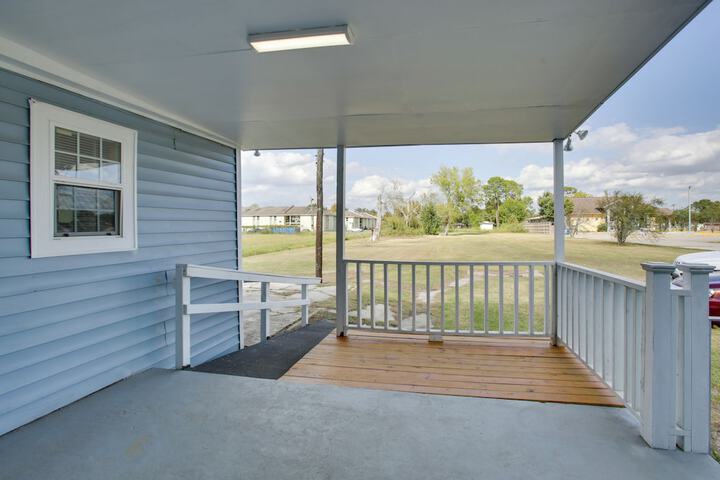 Donaldsville Vacation Home Near Mississippi River