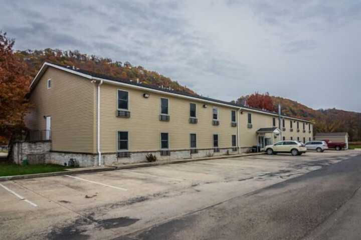 Hotel 3 of 43