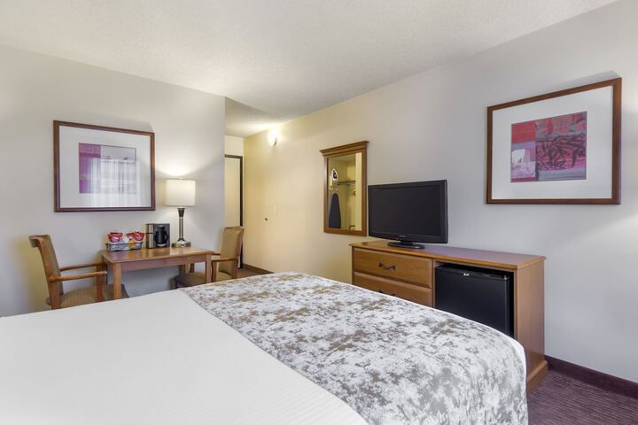 Room 9 of 49