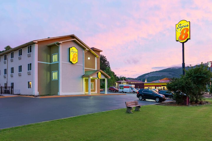 Hotel 2 of 19
