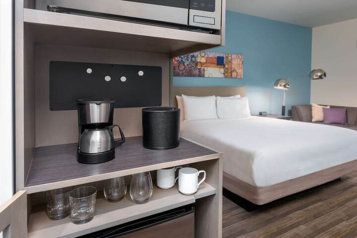 Room 13 of 60
