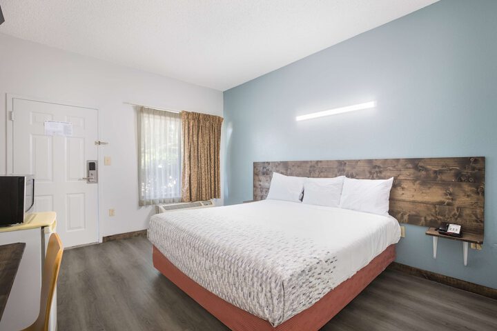 Room 12 of 29