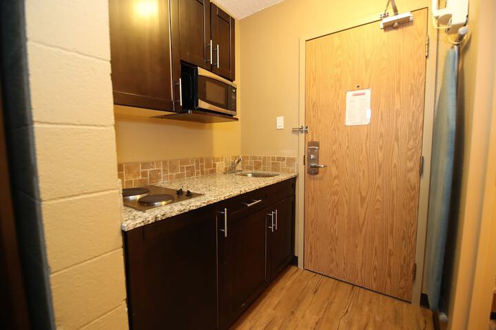 Stonebridge Hotel
