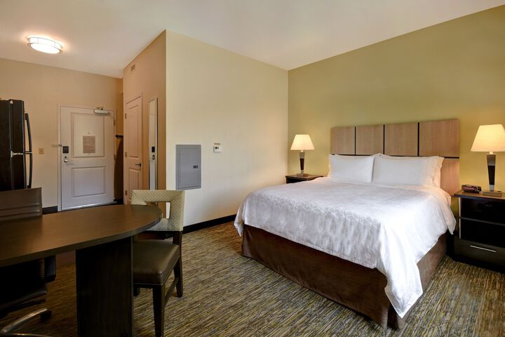 Room 33 of 66