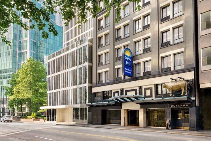 Hotel 3 of 25