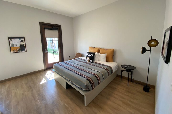 Room 22 of 43