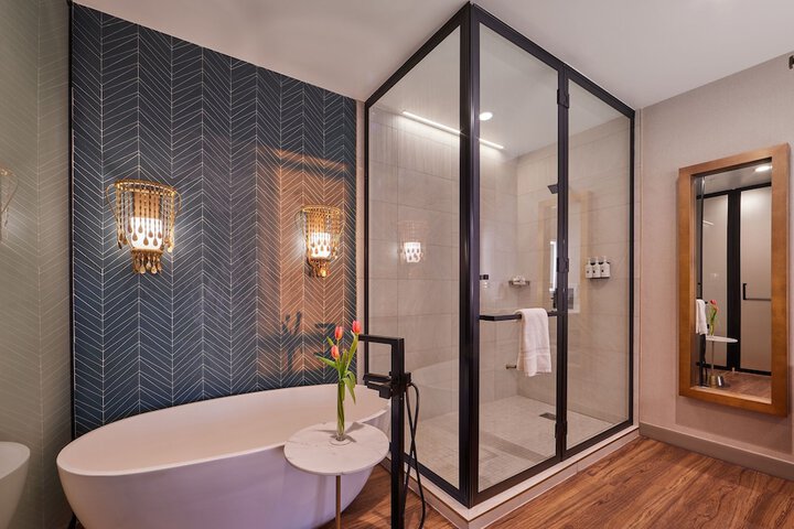Hotel Effie Sandestin Autograph Collection