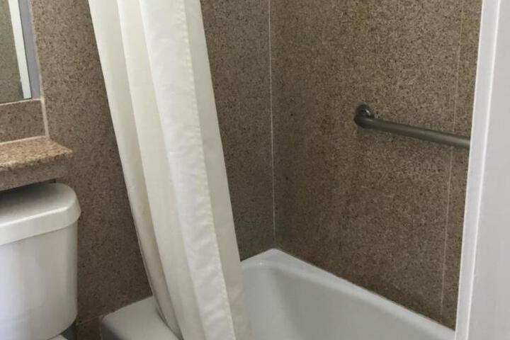 Budget Inn Plainview