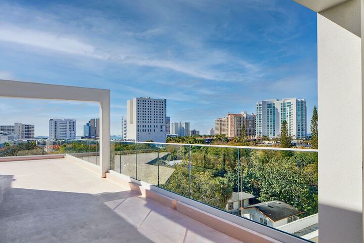 The Sarasota Modern a Tribute Portfolio Hotel