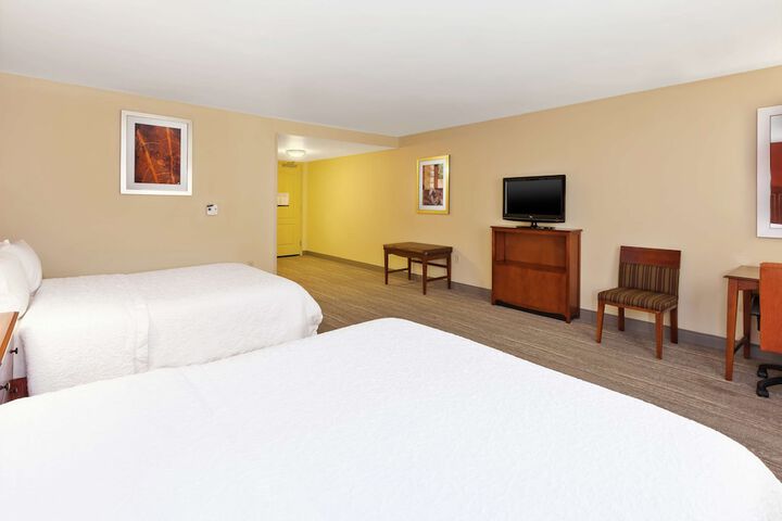 Room 21 of 36